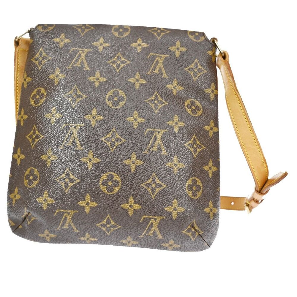 Louis Vuitton Musette Salsa Short #96232L49B - Picture 3 of 15